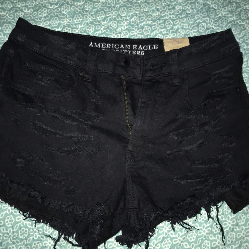 American Eagle shorts never worn